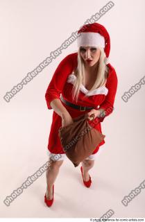 17 2018 01 JAROSLAVA CHRISTMAS GIRL